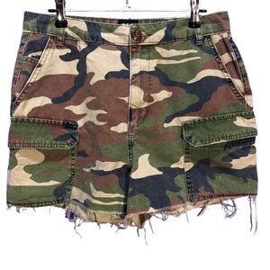 Urban outfitters BDG cargo utility camo shorts